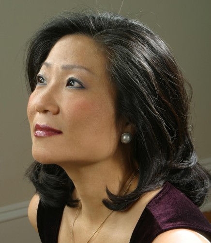 Artistic Director and pianist Mihae Lee has been captivating audiences throughout North and South America, Europe, and Asia in solo recitals and chamber music concerts