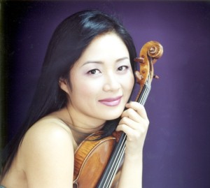 Violinist Chee-Yun's flawless technique, dazzling tone and compelling artistry have enraptured audiences on five continents