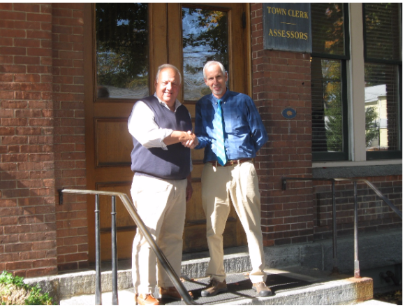 Two friends -- the late Dick Smith, First Selectman of Deep River (left) and Norman Needleman, First Selectman of Essex. Photo by Jerome Wilson.