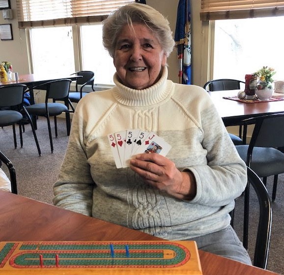 Wanda Nicholas Plays Perfect Cribbage Hand For First Time In